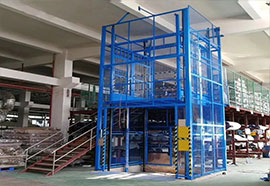 Hydraulic Goods Lift